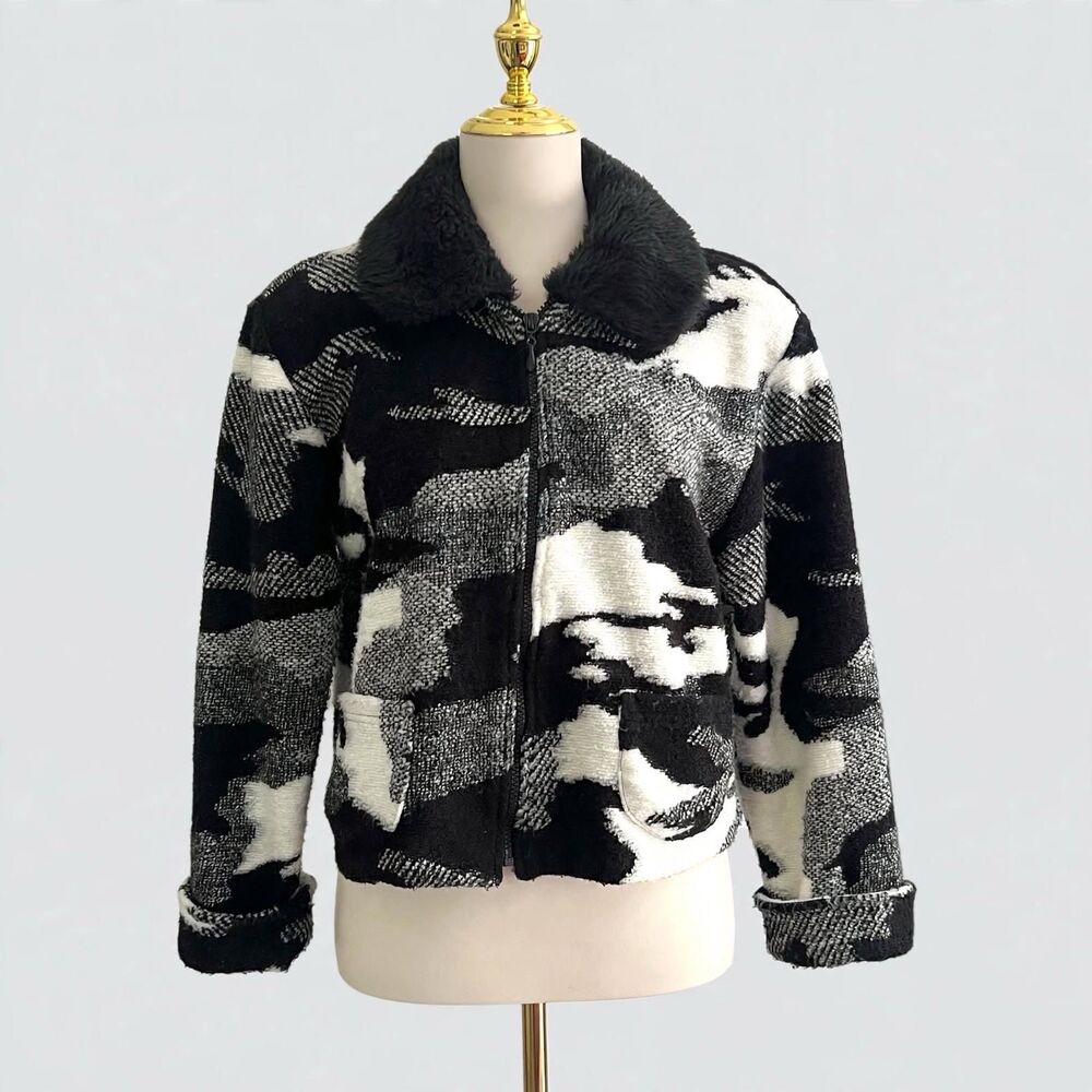 Vintage City Girl Y2K Black White Abstract Faux Fur Collar Zip Jacket Womens S